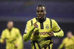 電訊報：切爾西就吉滕斯與多特進行對話 轉(zhuǎn)會費預計超5000萬鎊