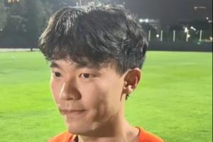 首訓迎暴雨！胡荷韜：天氣對雙方的影響一樣，國足已做好雨戰(zhàn)準備