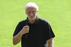 沃勒爾：能理解拜仁多特不放人，但世俱杯與歐青賽時間撞了很糟糕