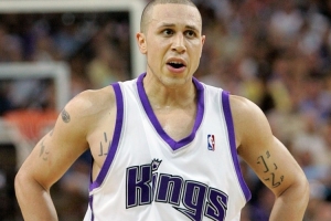 畢比談02年西決：我們是比湖人更好的球隊(duì) 那本是我們的冠軍