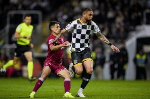 巴黎人報(bào)：一名17歲少年因試圖盜竊庫(kù)爾扎瓦住所而被捕