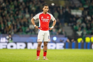 廷伯：槍手今夏應該會買很多球員，上賽季我們一度傷到無人可用了