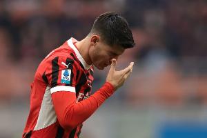 記者：科莫總價(jià)4000萬歐報(bào)價(jià)莫拉塔+佳夫，AC米蘭已同意