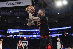 意在當下公牛近兩次后衛(wèi)交易沒有得到任何一個選秀權