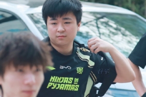 試訓(xùn)戰(zhàn)隊(duì)？shanji更新動(dòng)態(tài)現(xiàn)身上海：上次來(lái)上海還是在上一次