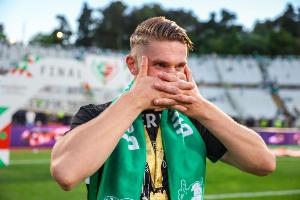 約克雷斯為葡體102場轟97球，每87分鐘打進(jìn)1球&28次罰點(diǎn)僅丟1球