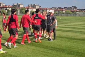 長(zhǎng)春亞泰重新集結(jié) 全力備戰(zhàn)上海海港