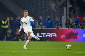 羅馬諾：科莫中場(chǎng)引援有意馬賽球員隆吉耶 佩羅內(nèi)是另一選擇