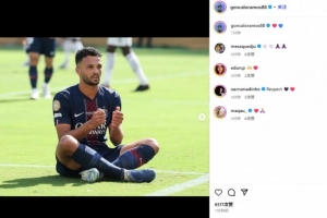 致敬若塔！巴黎中鋒貢薩洛-拉莫斯社媒曬進球后打游戲慶祝照