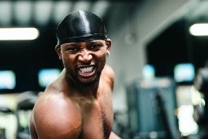 多圖預(yù)警庫(kù)明加今日繼續(xù)更新社媒 曬出幾十張訓(xùn)練照片/視頻