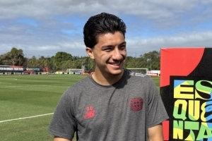 勒沃庫森新援馬扎：滕哈赫是優(yōu)秀教練，他在戰(zhàn)術上非常聰明