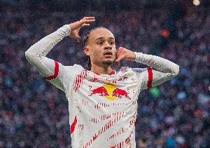 記者：切爾西基本與西蒙斯談妥個人條款，將向萊比錫提交首份報價