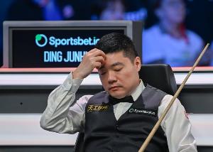 ??康忙丁！丁俊暉連續(xù)兩年止步上海大師賽八強(qiáng)，去年輸奧沙利文