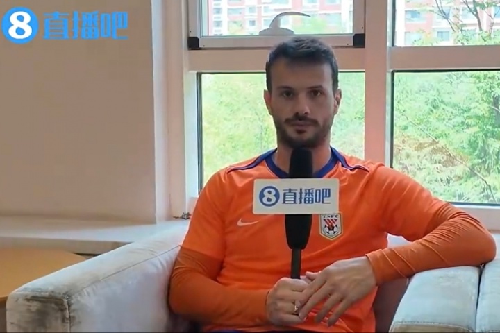 視頻版來啦！直播吧專訪卡扎伊什維利，一同暢聊賽場內(nèi)外話題