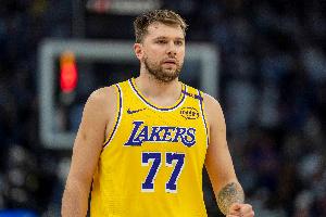 4年2.29億/3年1.6億？美記：東契奇預(yù)計(jì)將在本周末與湖人續(xù)約！