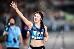 13秒00！吳艷妮全錦賽預(yù)賽第一晉級決賽，林雨薇第四、夏思凝第六