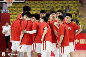 濟南時報：殘陣出戰(zhàn)亞洲杯 中國男籃能否掀起“青春風(fēng)暴”？