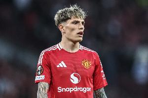 TA：切爾西仍有意加納喬和哈維-西蒙斯，但取決于現(xiàn)有球員的離隊