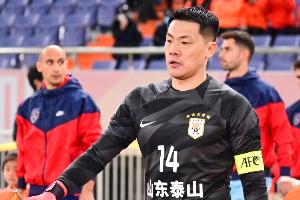 媒體人：王大雷本賽季不會讓位于金永，明年兩人出場時間會接近