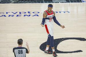 歐籃名記：霍姆斯和帕納辛納科斯達(dá)成協(xié)議 下賽季薪水稅后235萬歐