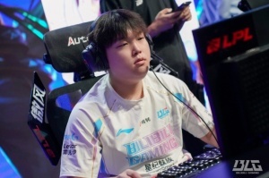 信譽(yù)分+5！Bin哥曾在賽前采訪中表示要輕松拿下比賽