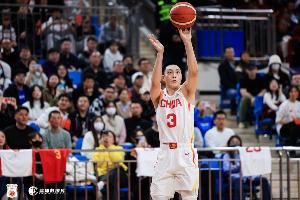 媒體人：給胡明軒多打打也能發(fā)揮作用 國家隊(duì)誰狀態(tài)好誰多打