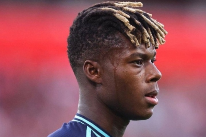 身價(jià)7000萬(wàn)尼科續(xù)約10年季前賽4場(chǎng)0球，戰(zhàn)阿森納多項(xiàng)數(shù)據(jù)掛0