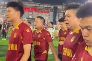 忠誠村點(diǎn)球大戰(zhàn)擊敗龍泉井村，奪得2025年貴州“村超”冠軍