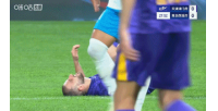 僅踢了28分鐘即傷退！阿代米因傷無法堅(jiān)持比賽，孫銘謙替補(bǔ)登場