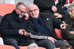 魯梅尼格：巴黎摒棄了歐洲最昂貴的薪資結(jié)構(gòu)，反而首奪歐冠冠軍