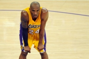 韋斯利-約翰遜：14年被克萊打爆后科比給我短信 稱愿獨(dú)自對(duì)抗一切