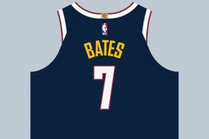 球衣記者：雙向球員塔馬-貝茨在掘金穿7號(hào) 隊(duì)史上一位是雷吉