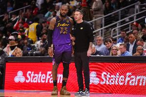 斯瑪特認為主帥球商被低估！湖媒反駁：雷迪克的球商沒啥可稱贊的