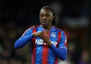 記者：熱刺在爭奪埃澤中占據(jù)有利，阿森納因財務問題難簽羅德里戈