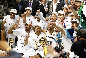 馬努談GDP最后一冠：那年我們格外珍惜每次進(jìn)攻 深知天賦不及熱火