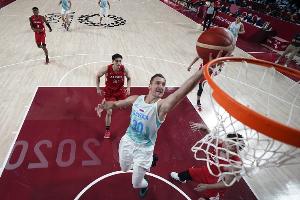 佐蘭被國(guó)家隊(duì)開(kāi)除！其妻子發(fā)文：他離開(kāi)了這持續(xù)幾年的馬戲團(tuán)