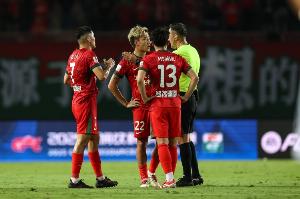 博主：河南隊上午前往上海備戰(zhàn)海港，賽后次日直接飛往成都