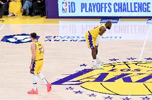 還得是臥湖！開拓者40億+綠軍61億=百億湖人