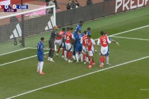 郵報(bào)：英超嚴(yán)打故意拉拽、雙臂阻礙對(duì)手、專注干擾對(duì)手的行為