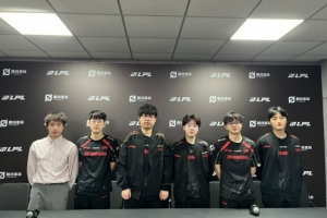 JDG賽后群訪 廠長：溝通和團(tuán)前準(zhǔn)備已經(jīng)做的很好了 細(xì)節(jié)還要努力