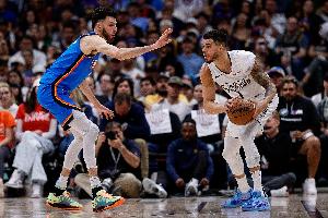 波特：除庫里沒誰的投籃一定比我強(qiáng) 我和KD是在緊逼下出手最多的