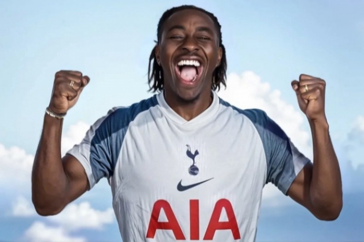 叕鬧轉(zhuǎn)會(huì)！記者：埃澤已經(jīng)與熱刺談妥個(gè)人條款，他預(yù)計(jì)缺戰(zhàn)切爾西