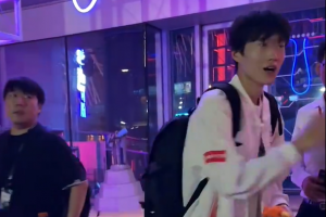 抖音優(yōu)秀辯手-1！粉絲喊Shanks不許再打辯論 Shanks笑著答應(yīng)說好