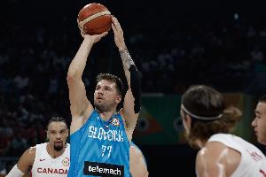 湖記：東契奇避免了嚴(yán)重傷病 將隨國家隊(duì)繼續(xù)出戰(zhàn)歐錦賽