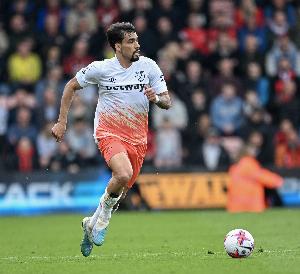 西漢姆副主席：帕奎塔今夏將留隊(duì)，正努力解決球隊(duì)中場(chǎng)的問(wèn)題