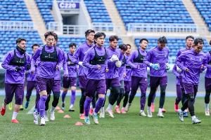 記者談津門虎客場(chǎng)安排：不僅要保障球員食住行，還要解決訓(xùn)練場(chǎng)地