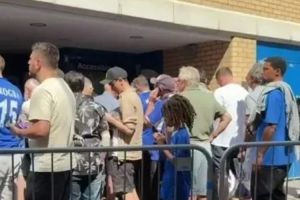 太陽報(bào)：切爾西手機(jī)APP票務(wù)系統(tǒng)癱瘓，數(shù)千球迷無法驗(yàn)票進(jìn)場