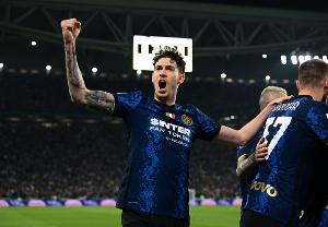 郵報(bào)記者：切爾西5000萬歐報(bào)價(jià)國(guó)米以簽下巴斯托尼的報(bào)道并不屬實(shí)