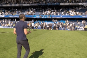 尷尬！水晶宮主帥格拉斯納賽后與格伊打招呼，球員未回應(yīng)