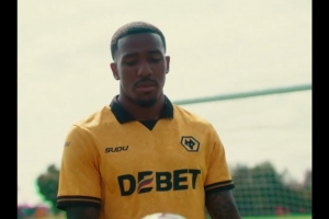 意甲最快球員！官方：狼隊(duì)簽下維羅納后衛(wèi)查丘瓦，轉(zhuǎn)會費(fèi)1250萬歐